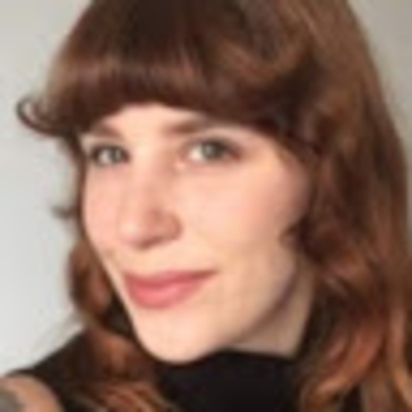 Meet your Posher, Erin - Picture 1 of 1